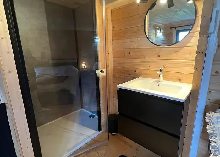 L'ecrin Des Sentiers La Bruyere